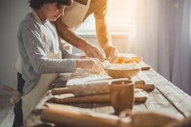 Esperienza culinaria a casa di un locale a Cesenatico con Show Cooking