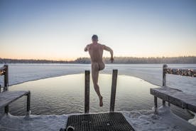 Finnskt hefðbundið gufubað: Eldur, ís og grill