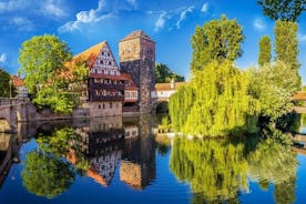 Jeu d'évasion en plein air dans les ténèbres médiévales à Nuremberg