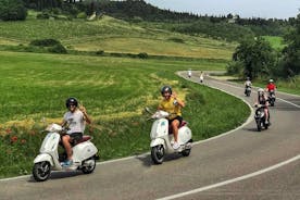 Tuscany Vespa Tours Through the Hills of Chianti