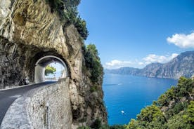 Einkadagsferð til Pompeii og Amalfi-strandarinnar