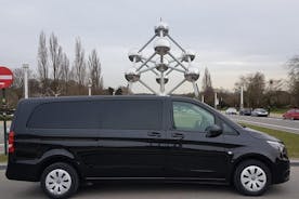 Minivan de luxe de l'aéroport de Bruxelles à la ville d'Anvers