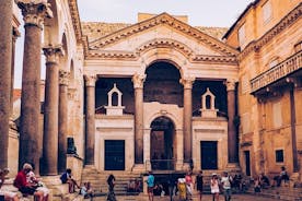 Palácio de Diocleciano de Split e excursão ao patrimônio privado da UNESCO Trogir