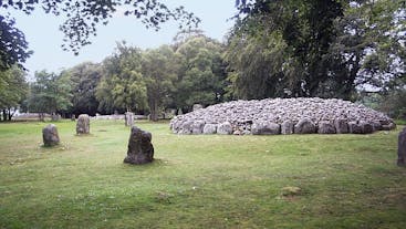 Clava Cairns