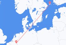 Loty z Maastricht, Holandia do Mariehamn, Wyspy Alandzkie