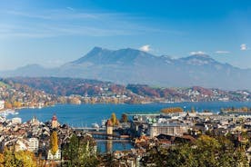 Lucerne Private Walking Tour with a castle visit!