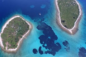 Excursion en hors-bord d’une demi-journée au lagon bleu et à Trogir au départ de Split