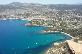 Excursion privée d'une journée complète pour escale à Toulon : Aix-en-Provence, Cassis, calanques