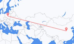 Flug frá Yuncheng, Kína til Łódź, Póllandi