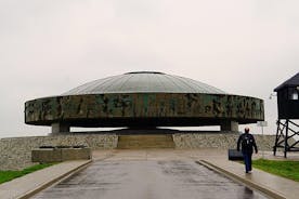 Majdanek Concentration Camp & Lublin Full Day Private Tour fra Warszawa