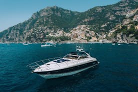 Private Tour über die Insel Capri auf der Yacht Princess V55