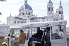 Private guided tour in Tuk-Tuk through Madrid Castizo