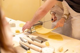 Pasta Privada & Classe Tiramisu na casa de Cesarina com degustação em Aosta