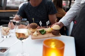 Niederländische Wein- und Käse-Bootstour durch Amsterdam