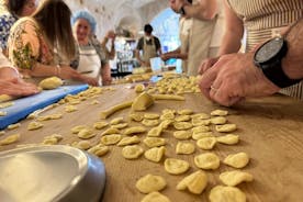 Aula de culinária em Matera com almoço para pequenos grupos