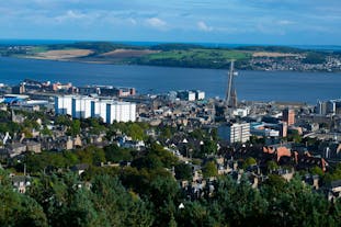 Dundee Law