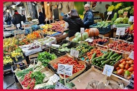 Cesarine: Markttour & Essen bei einem Einheimischen in Catania