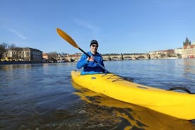 Passeio de caiaque privado em Praga