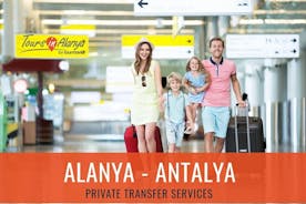 Trasferimento privato da Alanya Resorts all'aeroporto di Antalya