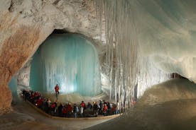 ザルツブルグのプライベートヴェルフェン氷洞窟とゴーリング滝