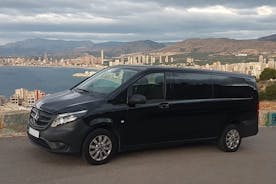 Transfer privado do aeroporto de Alicante para Benidorm em Minivan Max 6