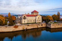 Beste Pauschalreisen in Tata, Ungarn