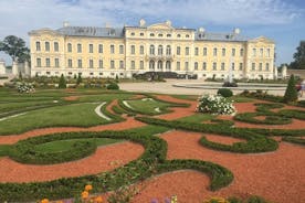 Tur fra Riga til Vilnius: Bauska Castle, Rundale Palace og The Hill of Crosses