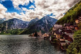 Einka 2 daga leiðsögn til Cesky Krumlov Hallstatt og Salzburg frá Vínarborg