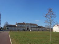 Voitures à louer à Châtenoy-le-Royal, en France