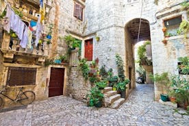 Wandeling door de Oude Stad van Trogir