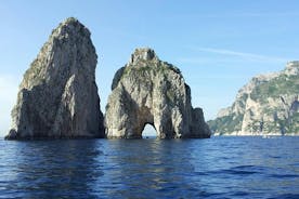 Excursion en bateau privé à Capri au départ de Positano, Praiano ou Amalfi