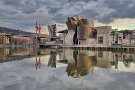 Guggenheim-museon henkilökohtainen ja yksityinen kiertue virallisella oppaalla
