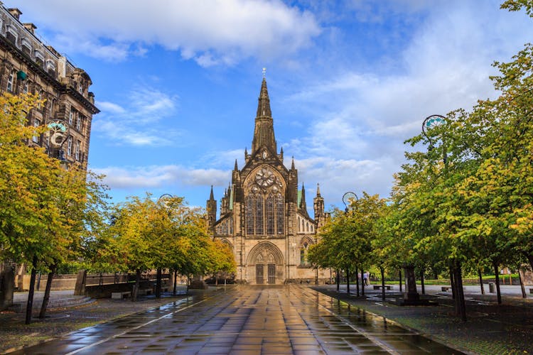 Photo of front view of Glasgow Cathedral, Scotland.