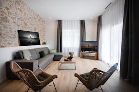 R32 Boutique Apartments