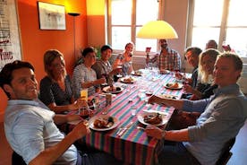オランダ人との食事: おいしい 4 コースの家族向けの食事をお楽しみください