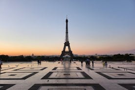 Paris Without People - Sunrise Bike Tour