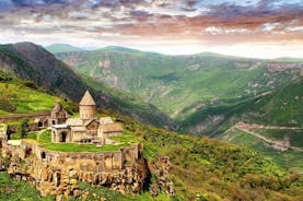 Tatev-köysirata ja luostari, Khor Virap, Noravank, Areni-viinitila - yksityinen kiertue