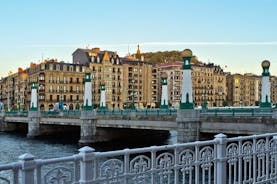 San Sebastian Scavenger Hunt and Best Landmarks Self-Guided Tour