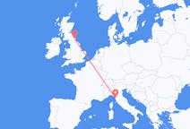 Flyreiser fra Newcastle upon Tyne, England til Pisa, Italia