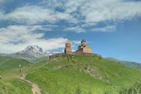 Viagem de um dia privado para Gudauri e Kazbegi de Tbilisi via Jvari e Mtskheta