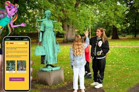 Family Copenhagen Treasure Hunt Tour - Lås upp dansk lycka