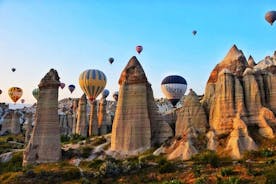 To-dages tur til Cappadocia med HB Hotel & Transfer fra Side
