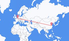 Flug frá Yangzhou, Kína til Maastricht, Hollandi