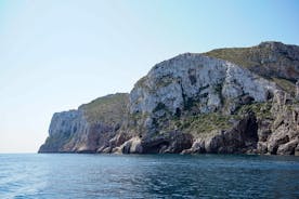 Sigling meðfram höfðunum þremur á Costa Blanca frá Denia