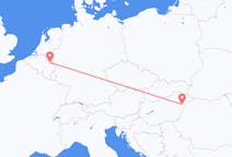 Voos de Debrecen, Hungria para Maastricht, Holanda