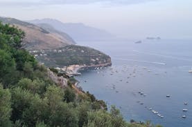 Ieranton lahden vaellus ja uinti - Amalfi & Sorrenton rannikko -