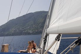 Small Group Sailing Tour in Amalfi Coast with Aperitif