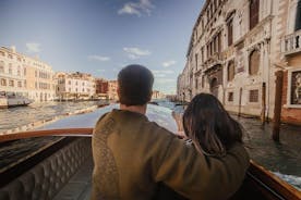 Yksityinen Grand Canal -veneretki, Murano ja Burano 6 tuntia