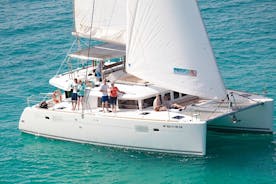 Fuerteventura: Magic Deluxe Catamaran Cruise för små grupper