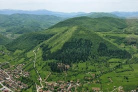 Dularfulla Visoko Pyramids Akstur og gönguferð